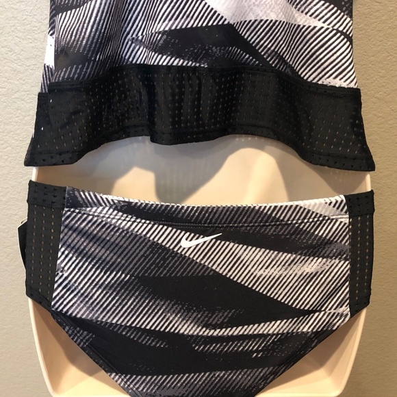 Nike Women's Nike Black/Gray Line Up 2-Piece Tankini Swimsuit Size S - Picture 11 of 11